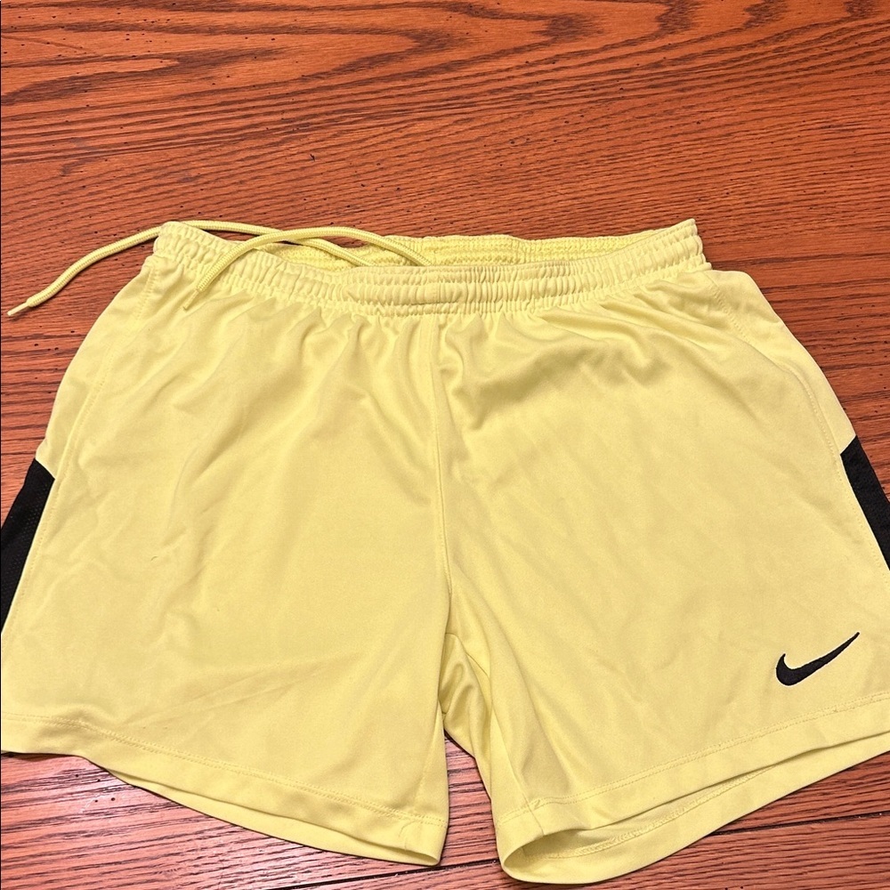Nike Men's Bright Yellow Athletic Shorts/8